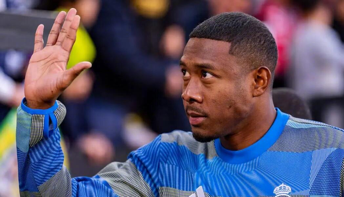 贝西克塔斯有意皇马后卫阿拉巴，高薪成转会最大障碍|西班牙|阿斯报|皇家马德里|赛季|土耳其_新浪体育_新浪新闻